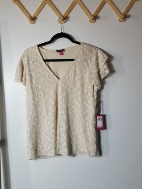 NWT VINCE CAMUTO WOMEN'S LACE FLUTTER SLEEVE V-NECK BLOUSE SIZE LARGE